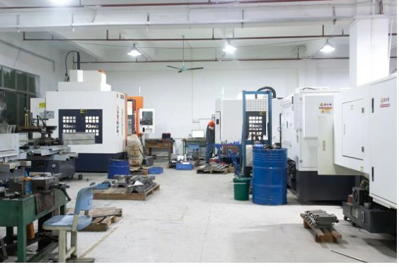 Machine tools in the manufacturing workshop shown in the PINYANG catalogue